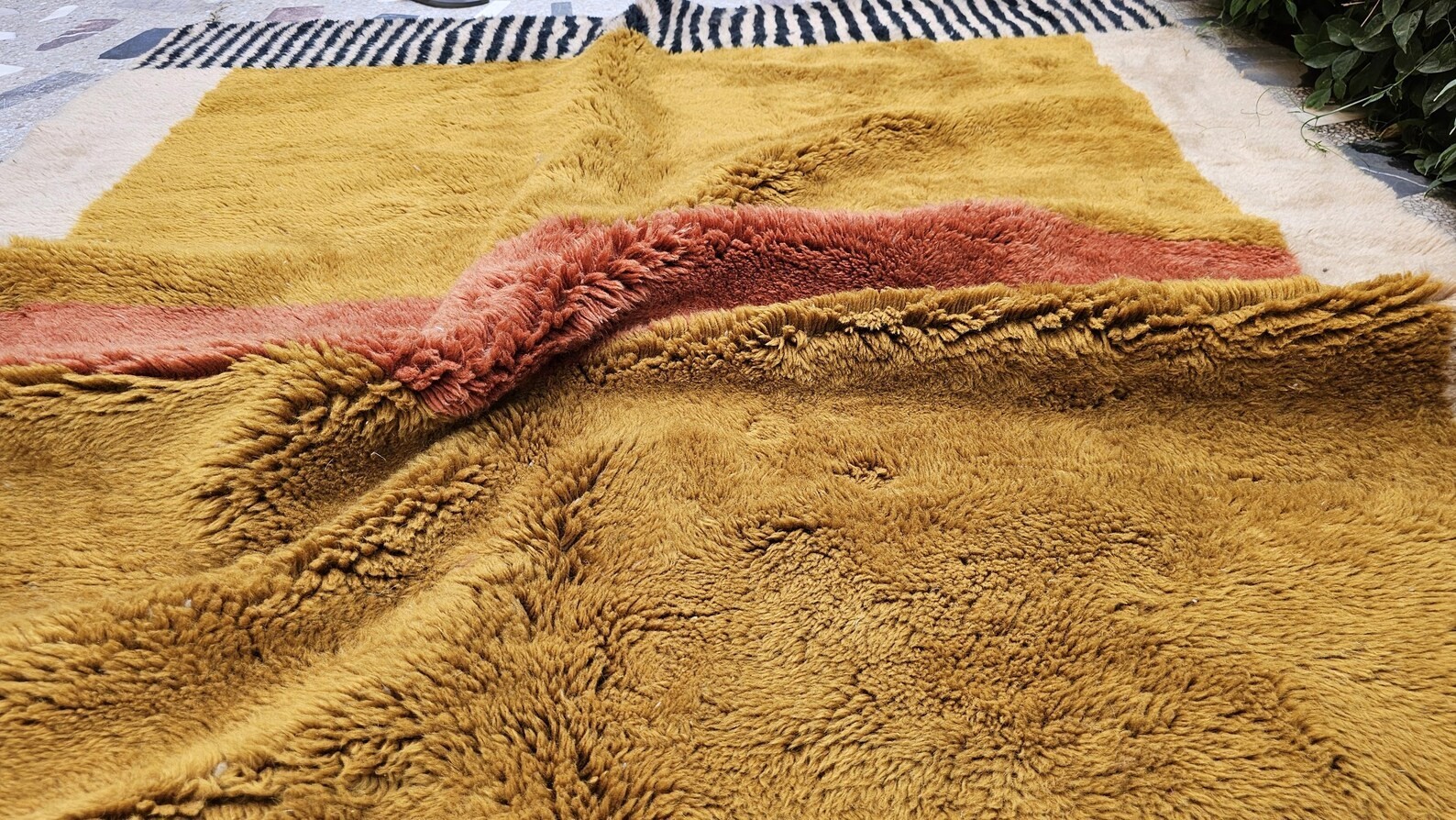 Boho Moroccan Rug – Vintage Berber Wool Carpet, Hand-Knotted Tribal Art