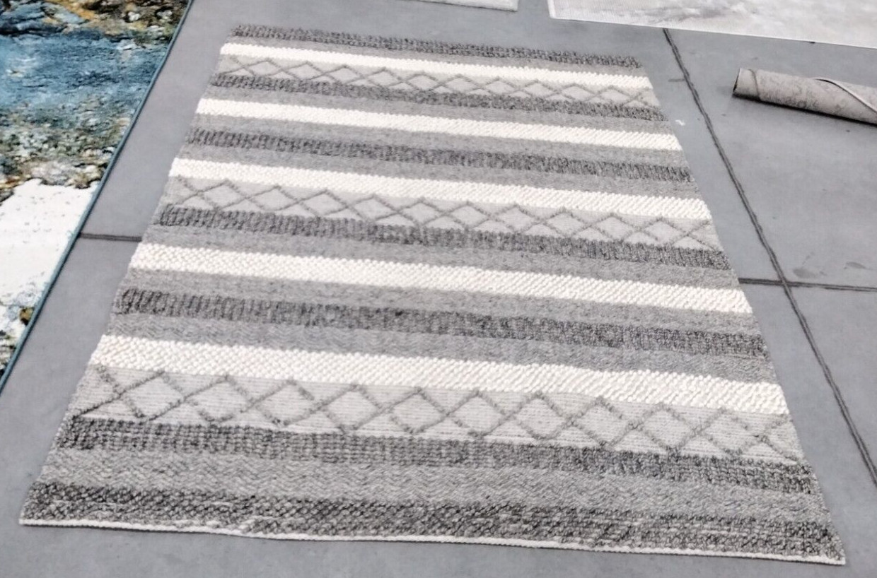 GREY / BEIGE 5′ X 7′ Loose Threads Rug, Reduced Price 1172731252 NATB127F-5