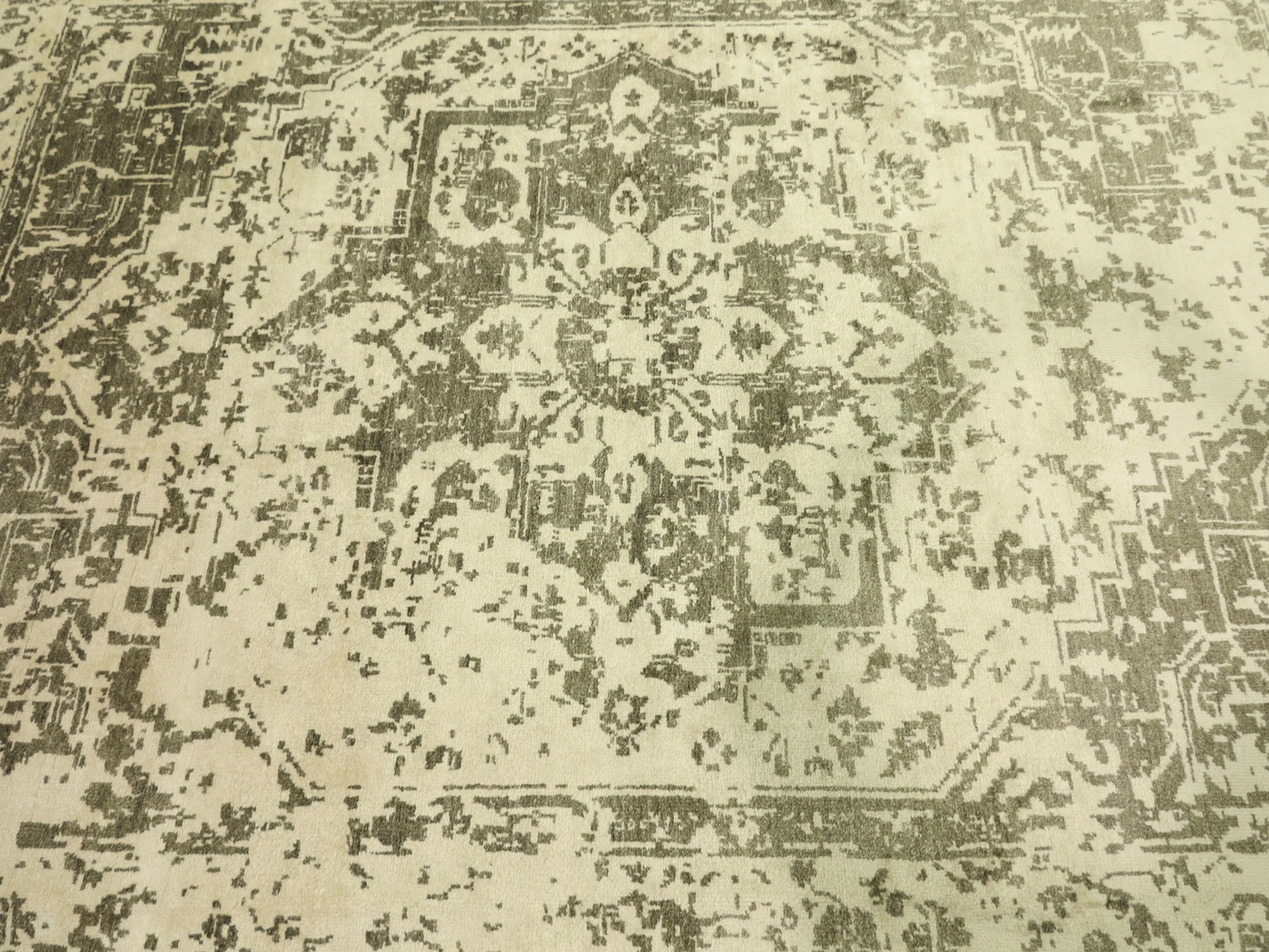 Genuine 7’10” x 10’2″ Hand-Knotted Modern Bamboo Silk Area Rug Area Rug Carpet