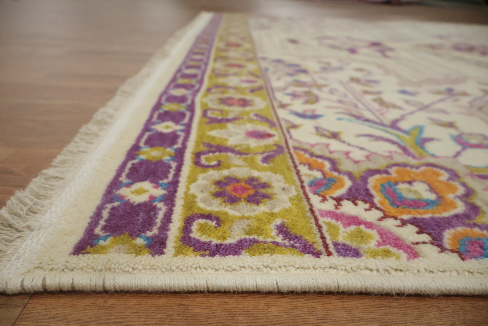 Vintage-inspired Floral Rug 6×9 Ft Distressed Look Oriental Wool Turkish Carpet