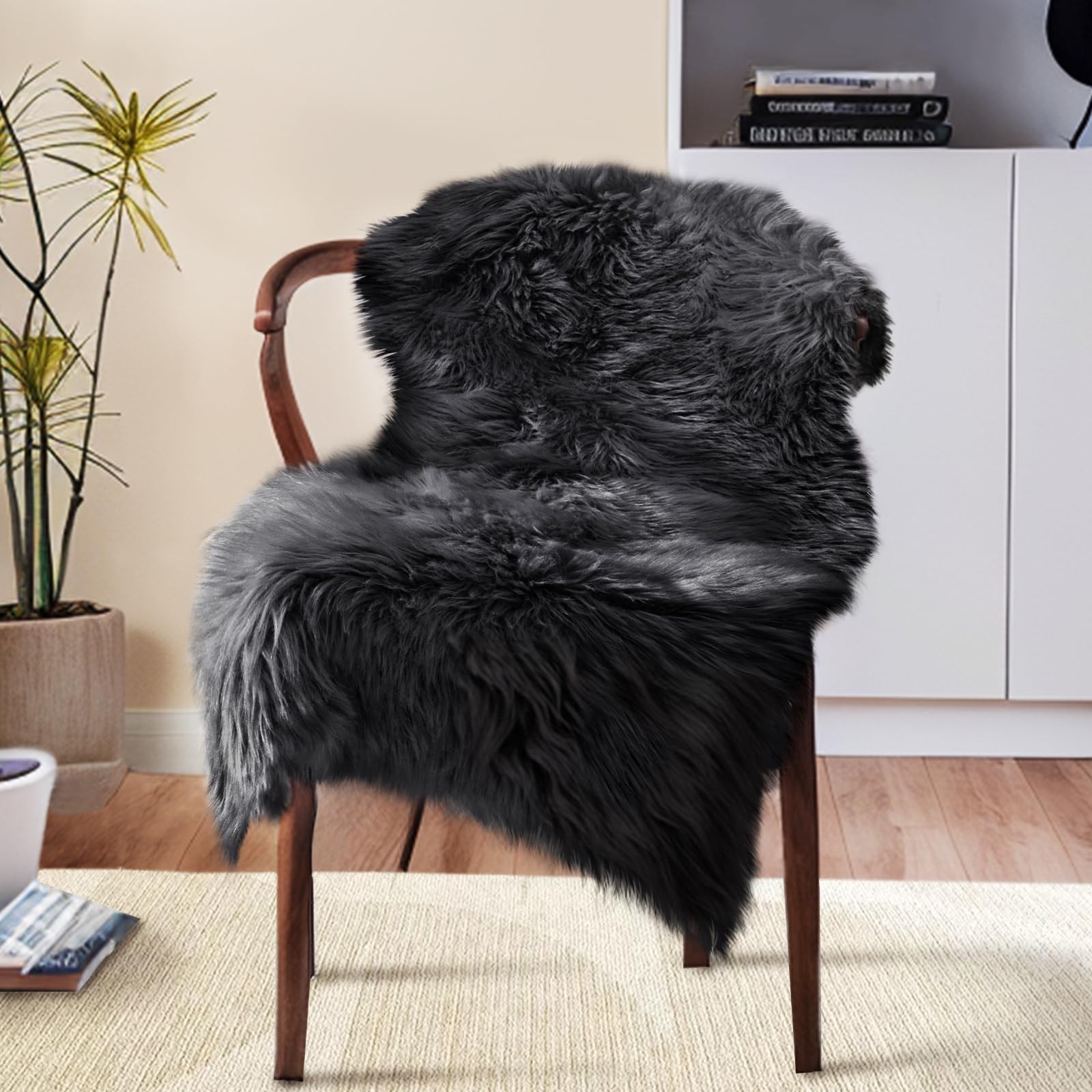 Soft Faux Sheepskin Rug – Fluffy Black Fur Area Rug for Bedroom, Living Room, So