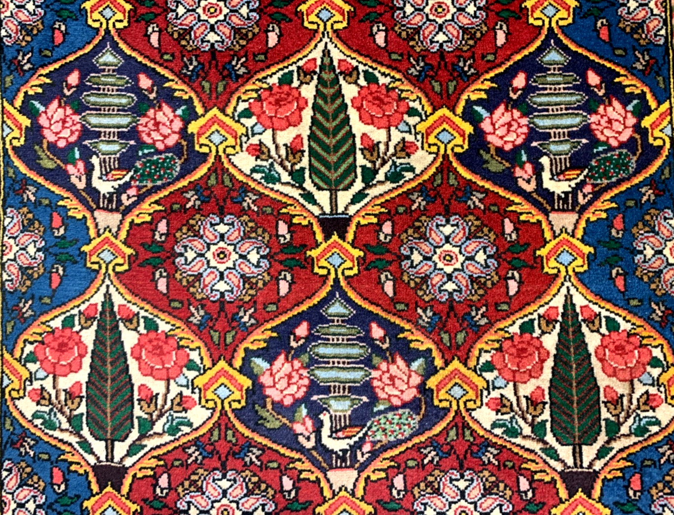 3’3″x5’2” Hand-Knotted 100% Wool Pile Bakhtiarie Area Rug