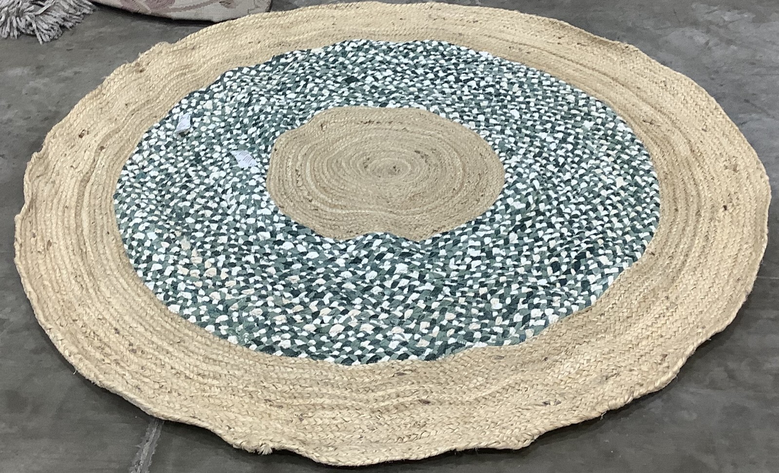 LT BLUE / NATURAL 5′-0″ x 5′-0″ Damaged Rug, Reduced Price 1172677892 CAP210M-5R