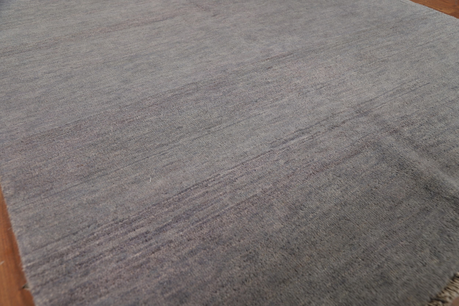 Versatile Gabbeh Solid Design Grey Wool Modern Foyer Rug Ideal for Any Room 5×7