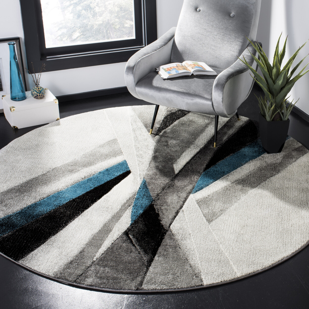 SAFAVIEH Hollywood Collection HLW710D Grey / Teal Rug
