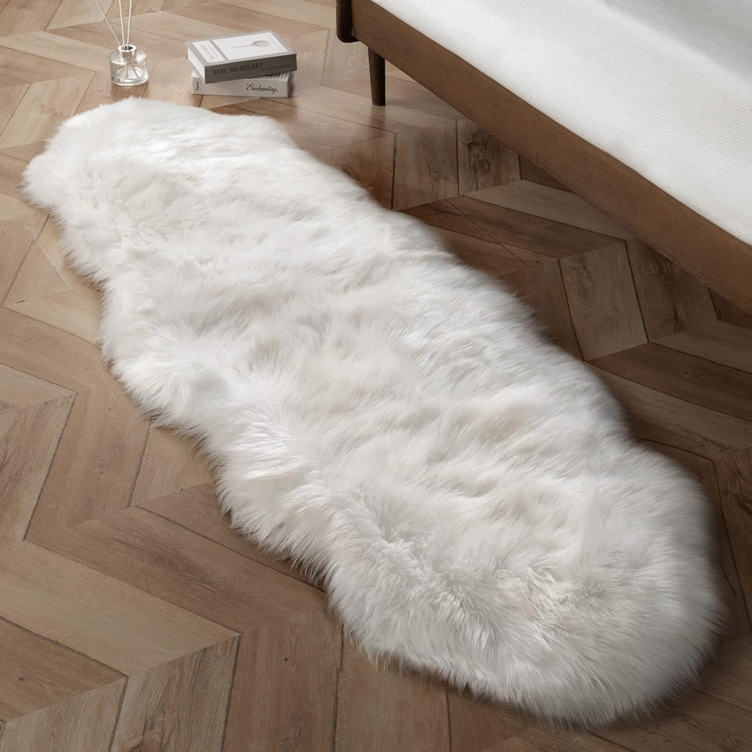Ashler Faux Fur Rug, White Area Rugs, Fluffy Sheepskin Fur Rug, Fuzzy Ultra Soft