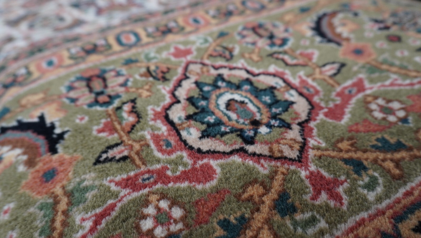 Excellent Indo-Tabrizz Mahi/Fish Design Hand knotted Oriental Rug Square 6′ x6′