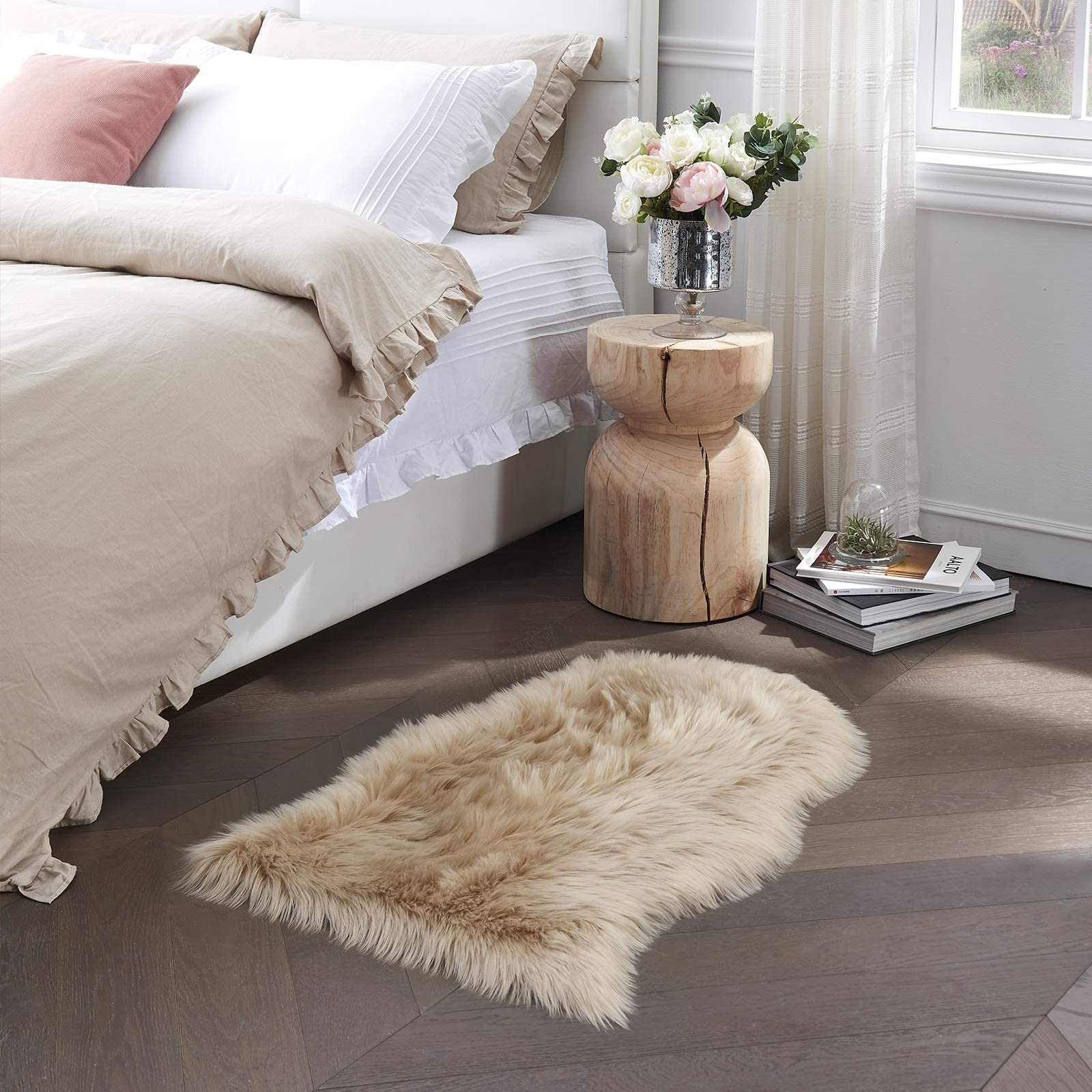 Small Faux Fur Sheepskin Rug 2×4 ft Ultra Soft Chair Sofa Cover Seat Pad, Bei…
