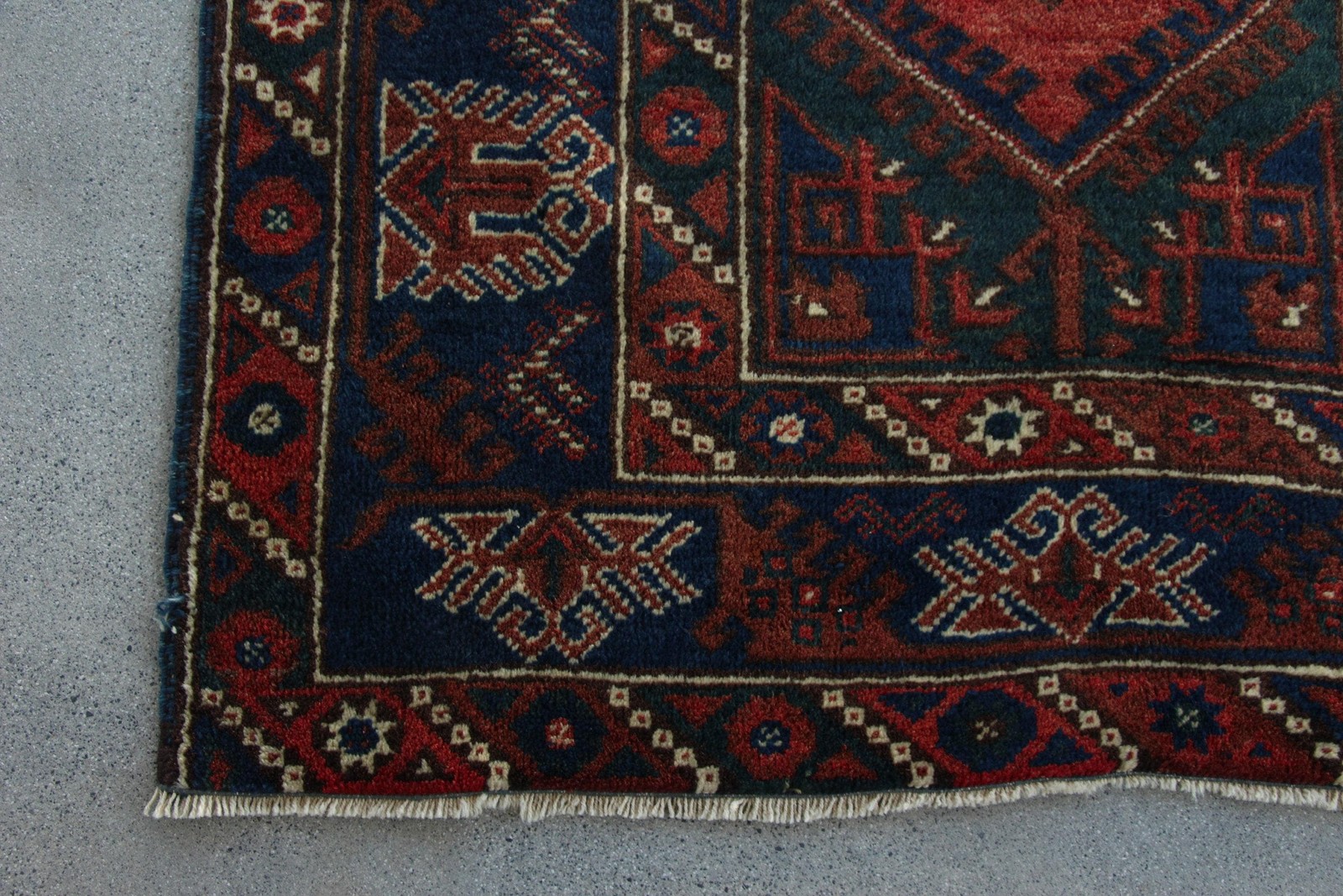 Vintage Turkish Area Rug 3,8×6,6 ft, Red Wool Rug
