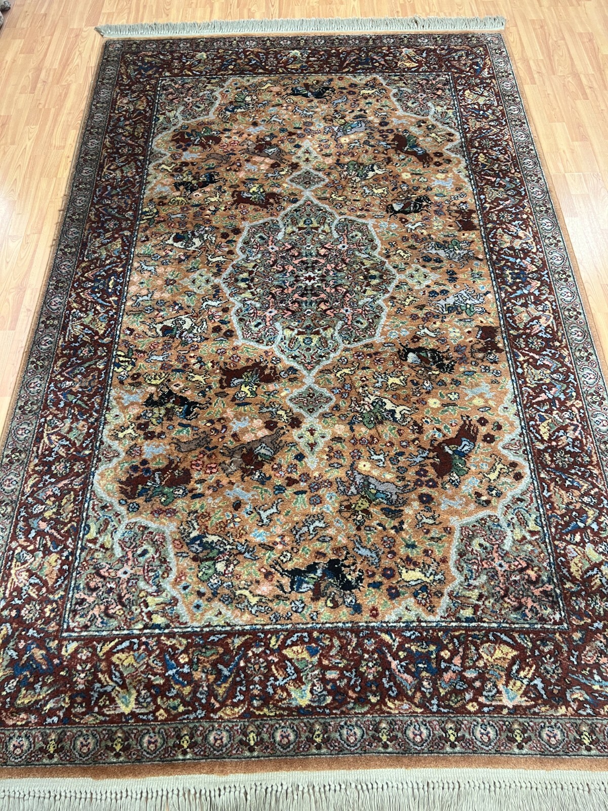 5’9″ x 9’1″ Karastan Hunting Design Oriental Rug – Full Pile – Made in USA