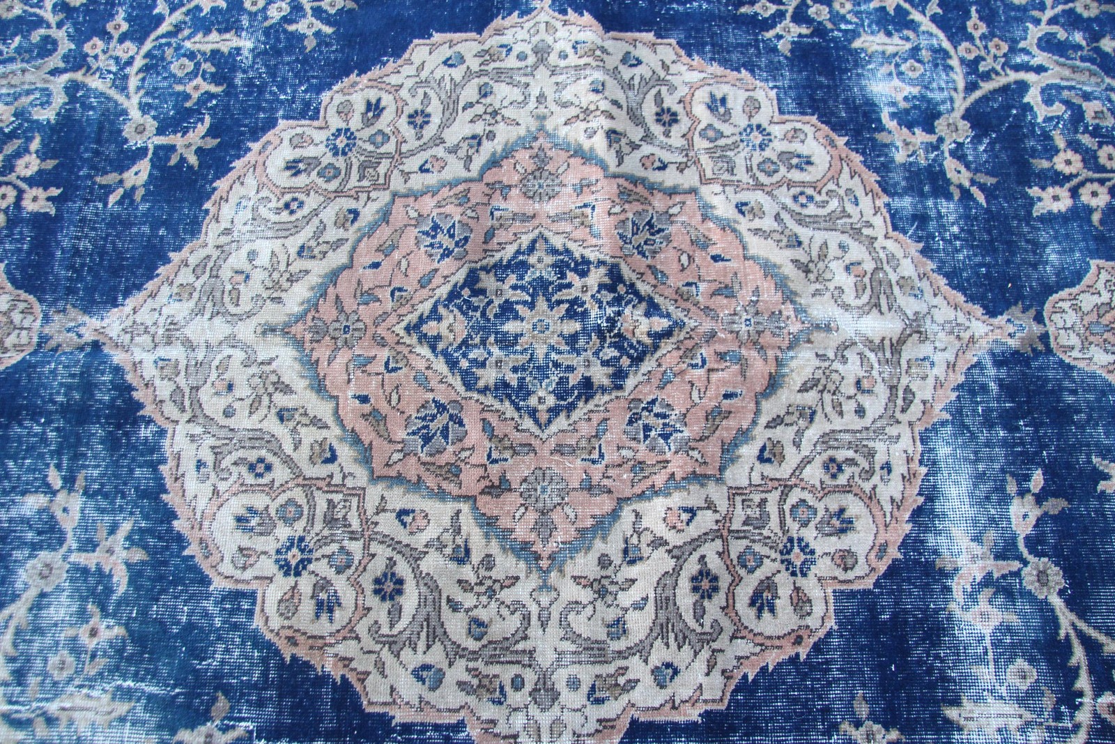 Vintage Oversize Rug 9×12,1 ft, Blue Beige Patchwork Rug Wool
