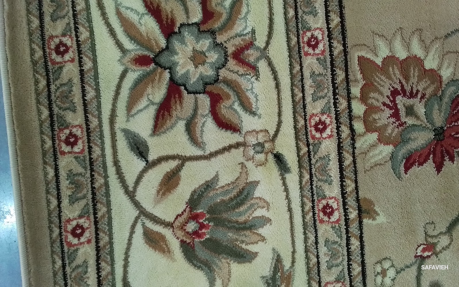 BEIGE/IVORY 10′-0″ x 10′-0″ Back Stain Rug Reduced Price 1172802658 LNH212D-10SQ
