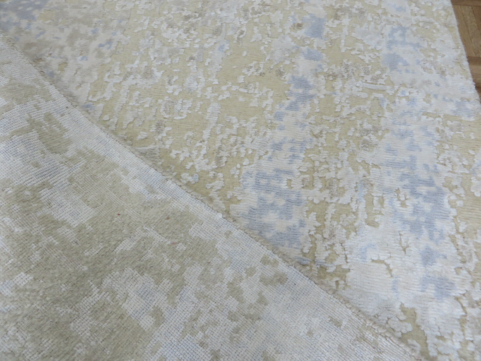 3’1 x 5’1 Hand Knotted Beige Modern Tibetan Oriental Rug With Silk G9659