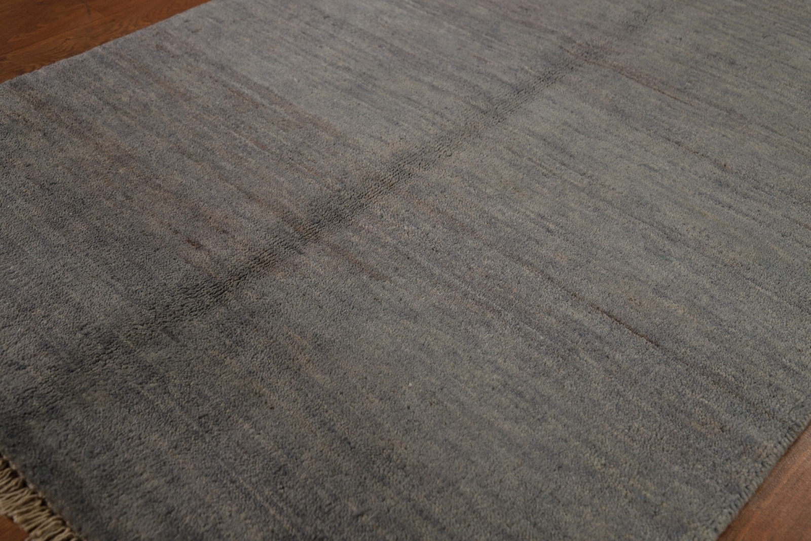 Stylish Gabbeh Solid Wool Contemporary Foyer Rug- Enhance Your Home Decor 3×4 ft