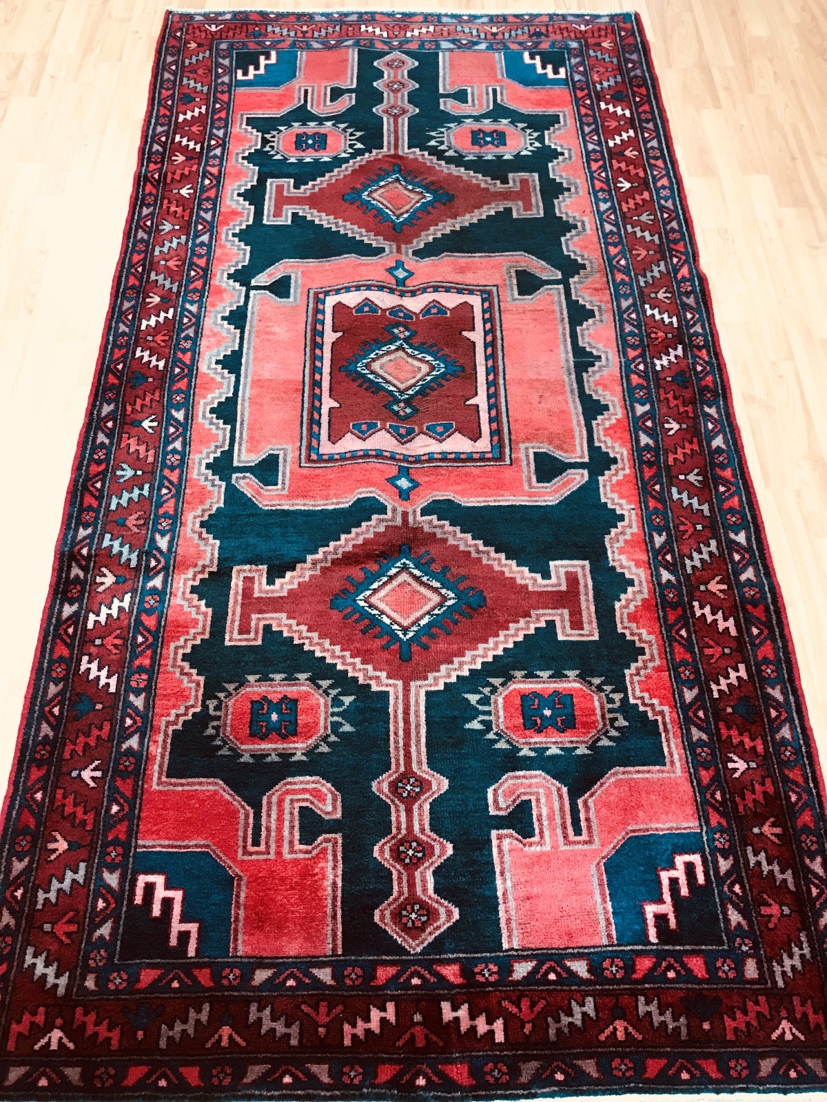 4’1′ x 8’2″ Turkish Oriental Rug – 1950s – Hand Made – 100% Wool