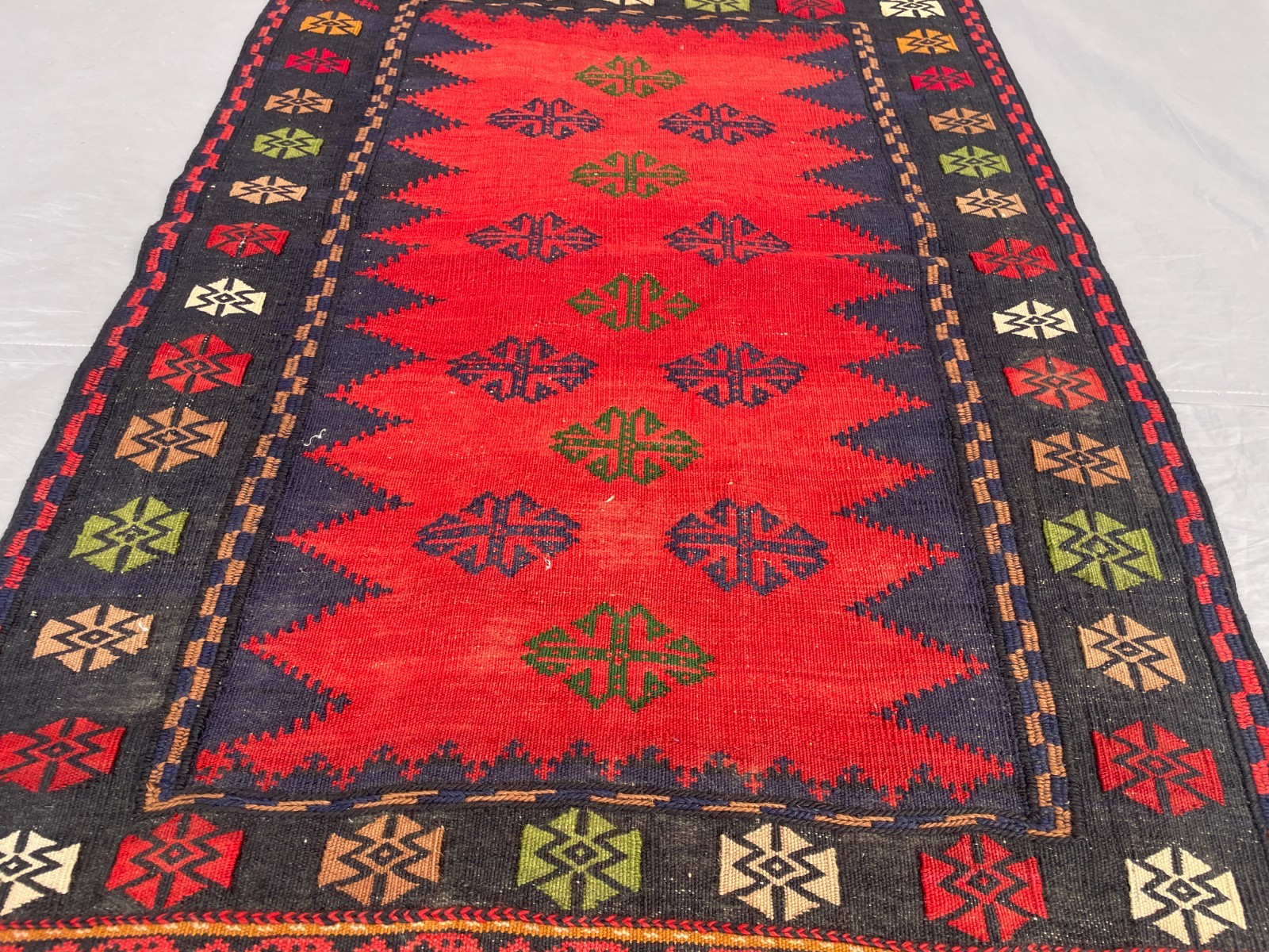 2’3 x 4’5 Ft Bold Afghan Tribal Kilim Rug Red Navy Floral Flatweave Wool Carpet
