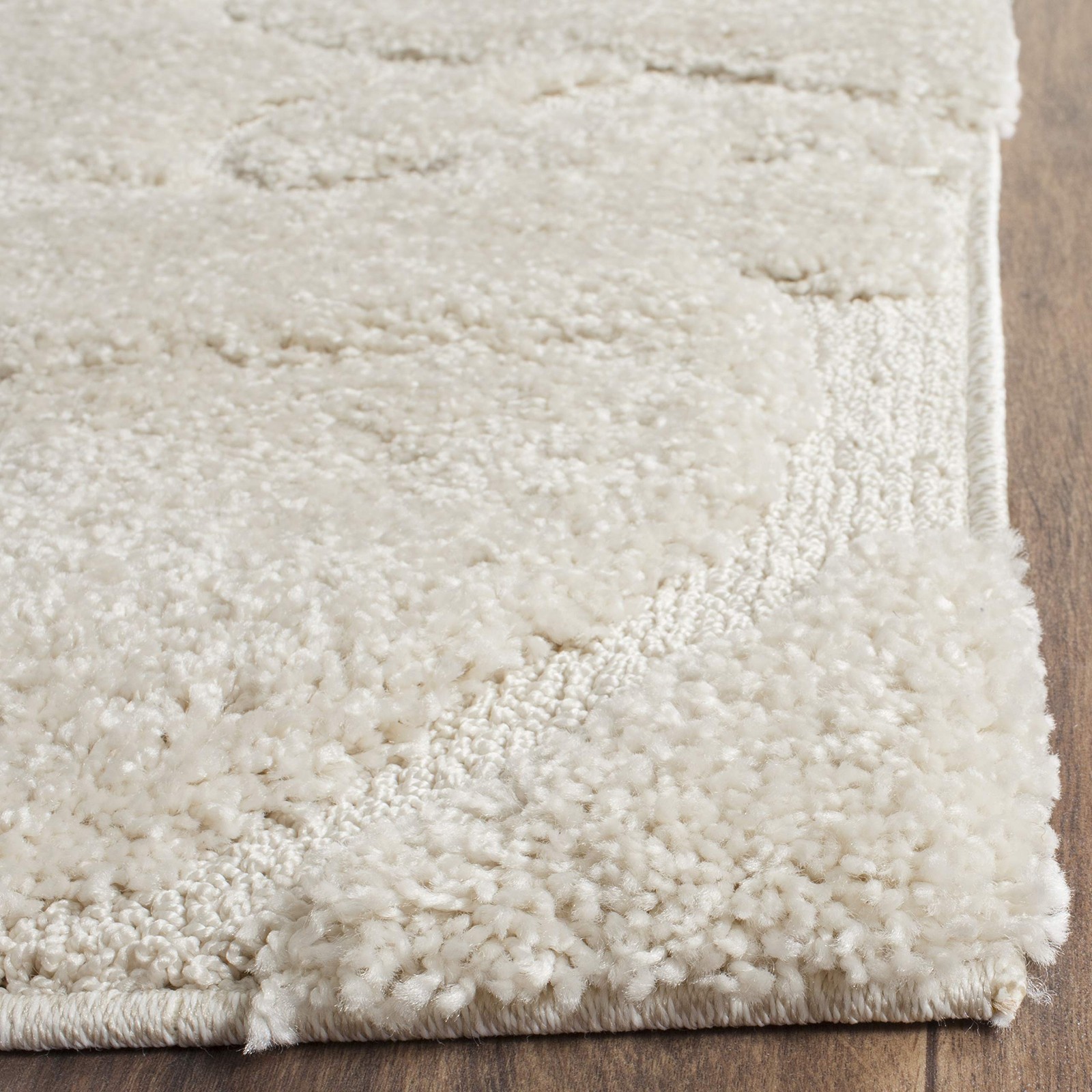 Florida Shag Collection Area Rug – 6′ x 9′, Cream & Cream, Scroll Design, Non-Sh