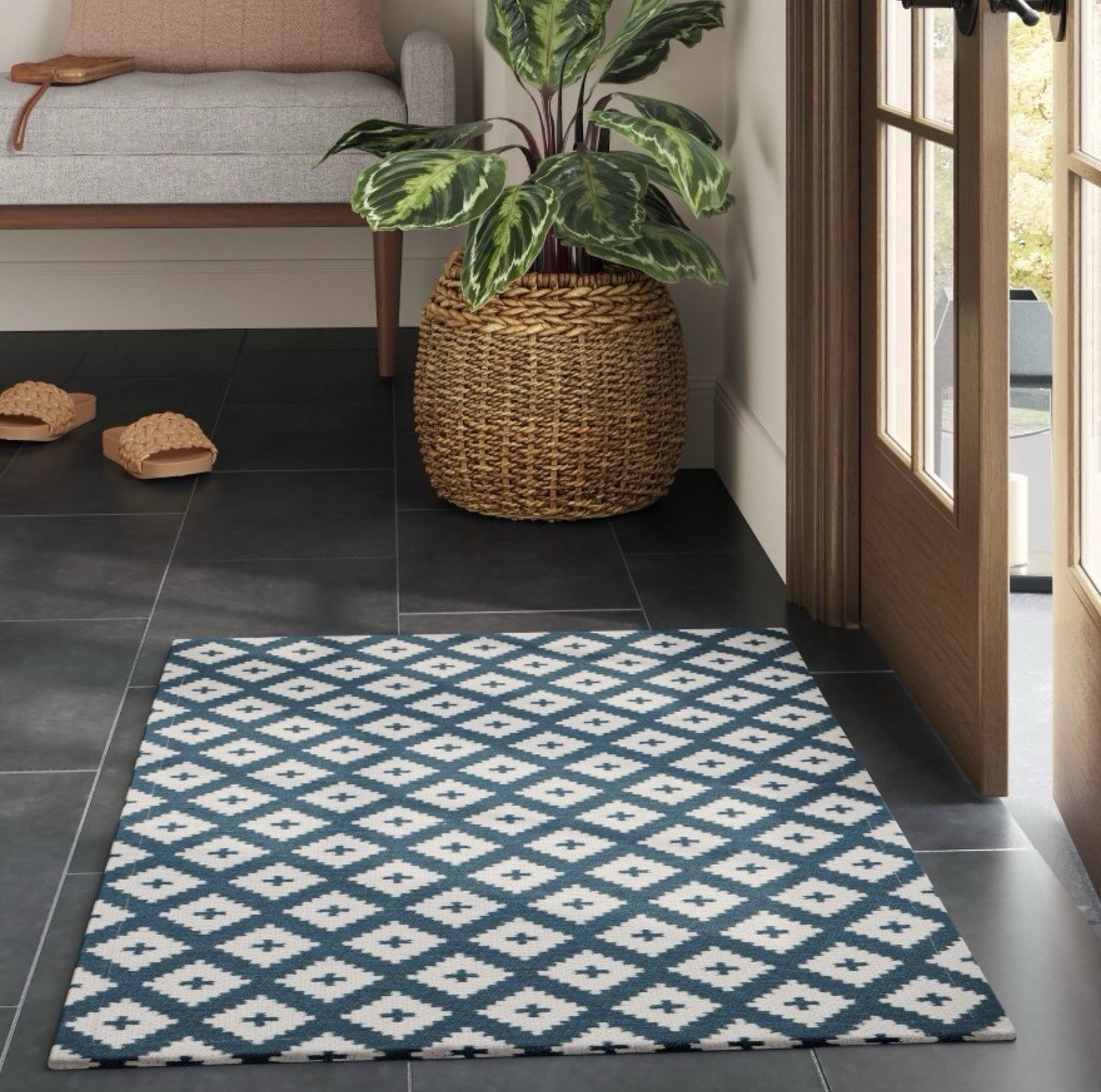 Threshold Accent Rug 24” X 36” Blue Diamond Woven Scatter Flat Pile Home Decor