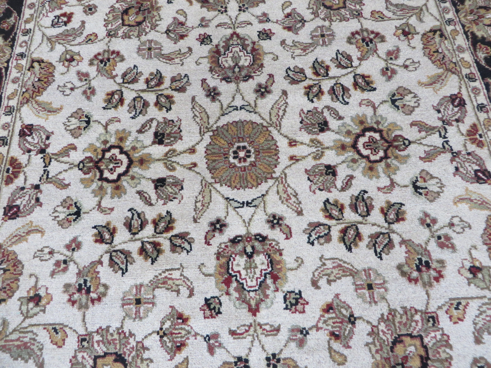 4’10 X 7 Hand Knotted Beige Black Agra Oriental Rug Tabrez G5052