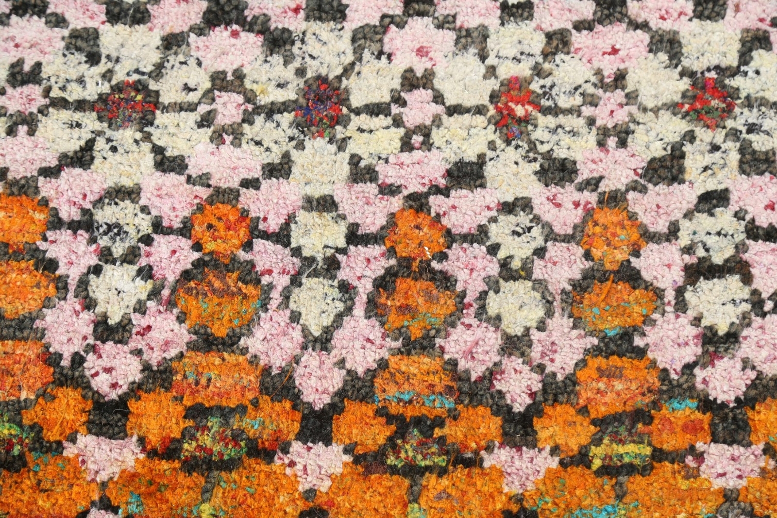 Stylish Abstract Luxury Hand-Knotted Wool Moroccan for Bedroom 5×8 ft