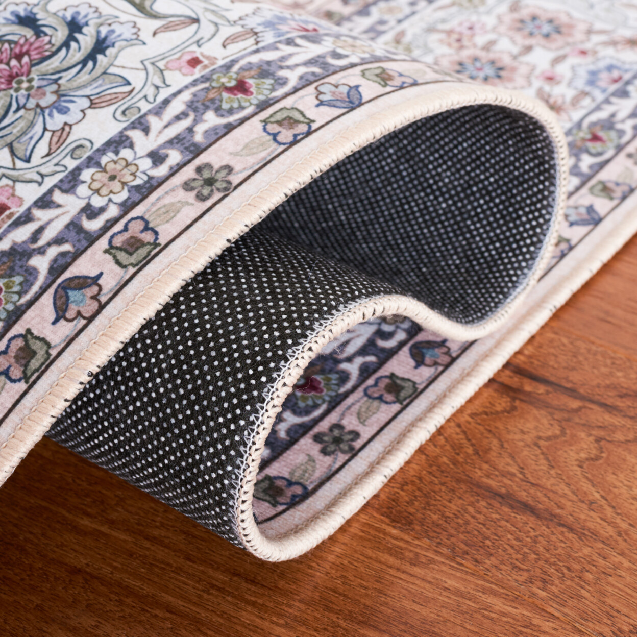 SAFAVIEH Tucson Collection TSN123B Beige / Green Rug