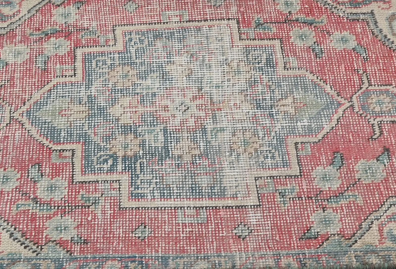 Semi-Antique Distressed Oriental Rug 1’8X2’3 ft Muted Floral Design Decor Carpet