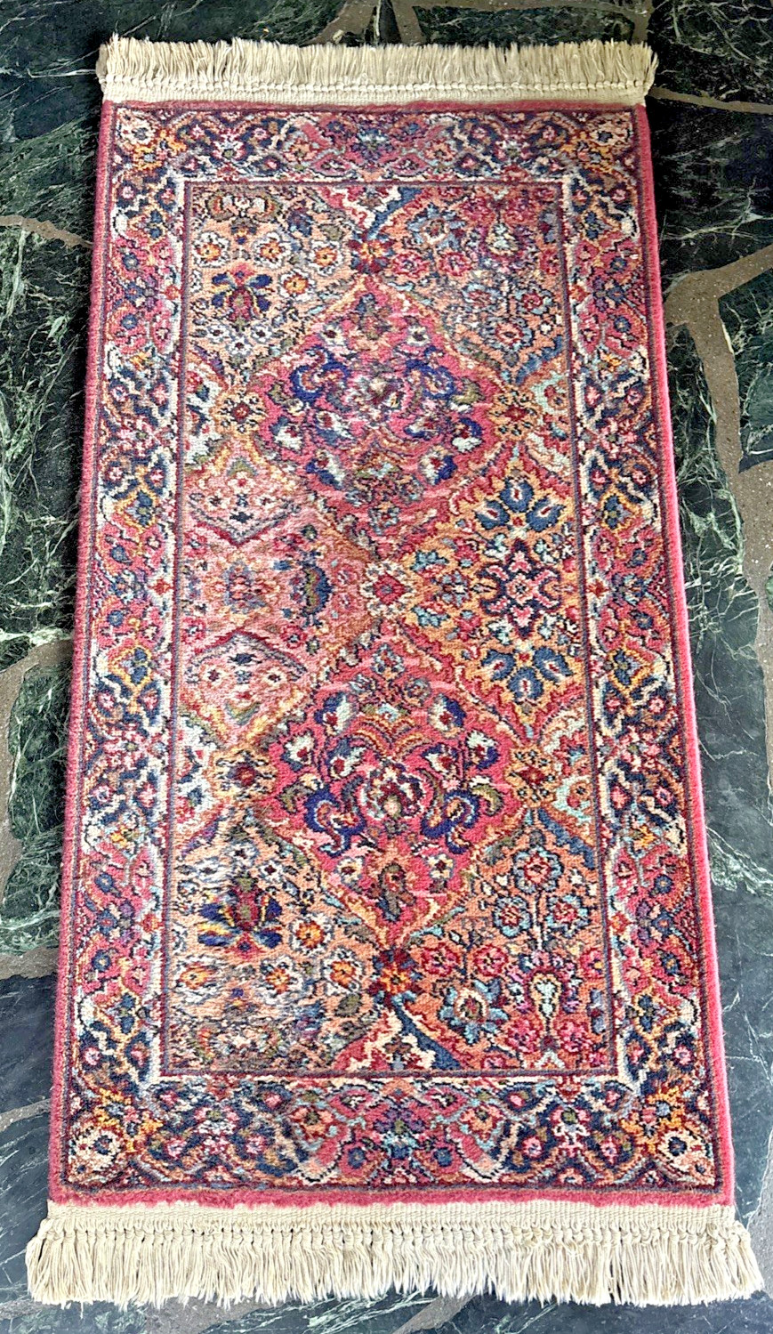 Karastan~GREAT 2’2” X 4’ MULTICOLOR PANEL #717 RUG/CARPET~Very Good