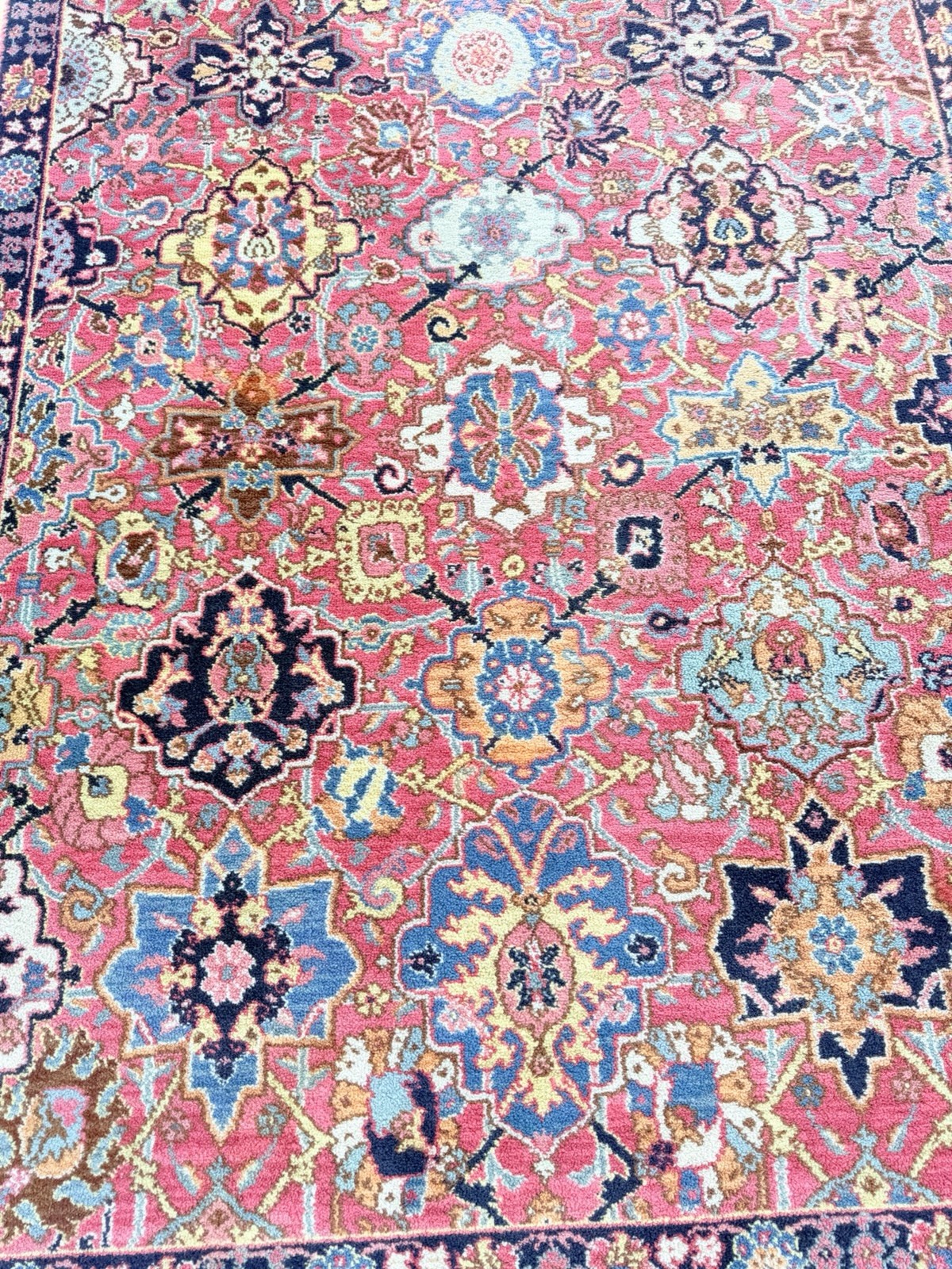 4×6 KARASTAN WILLIAMSBURG KIRMAN VASE 557 100% WOOL RUG – VERY GOOD CONDITION