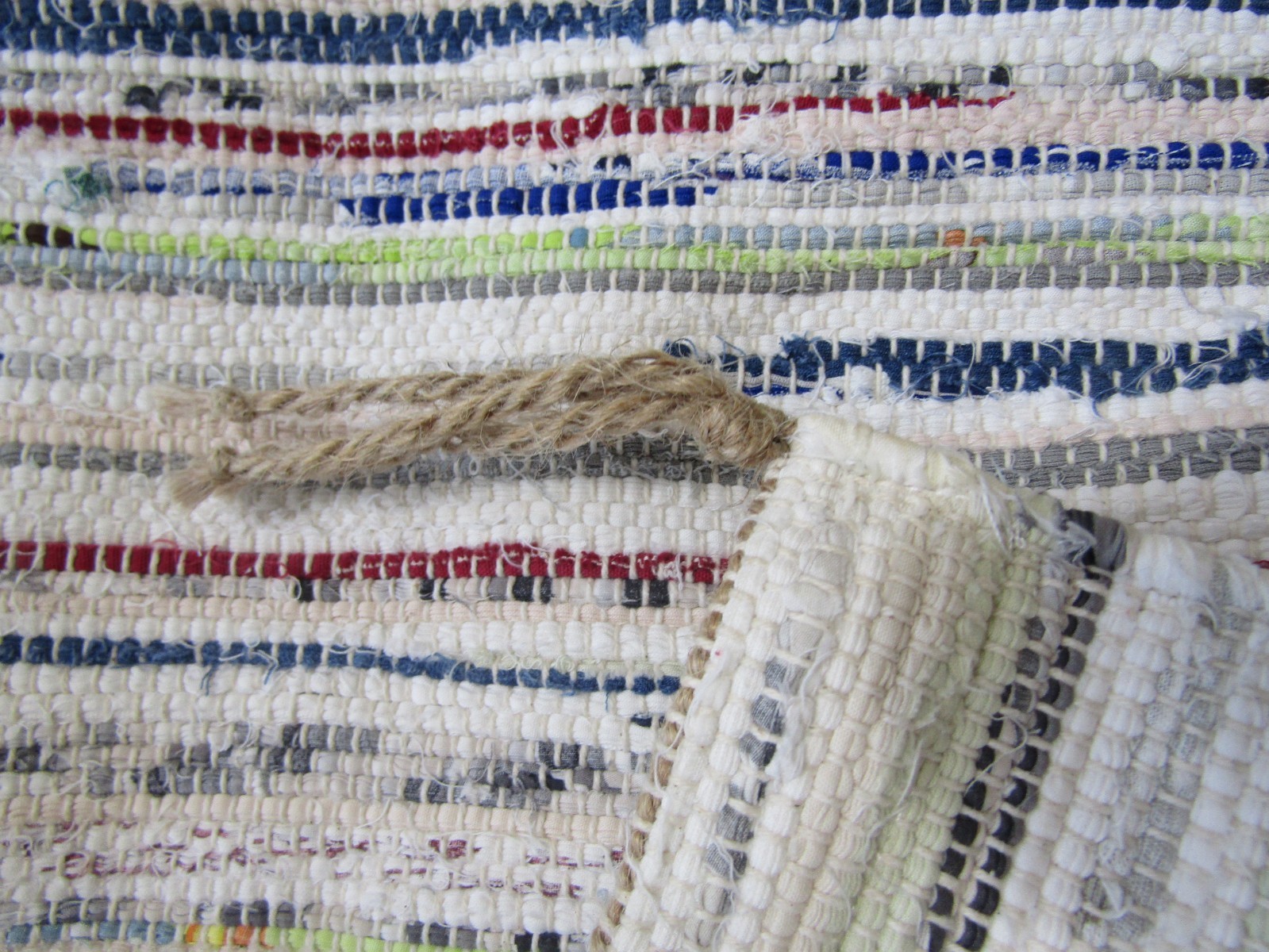 Boho Stripe Rag Rug – 35.5″ x 22.5″ Ivory & Multi-colors Rope Knot Ends