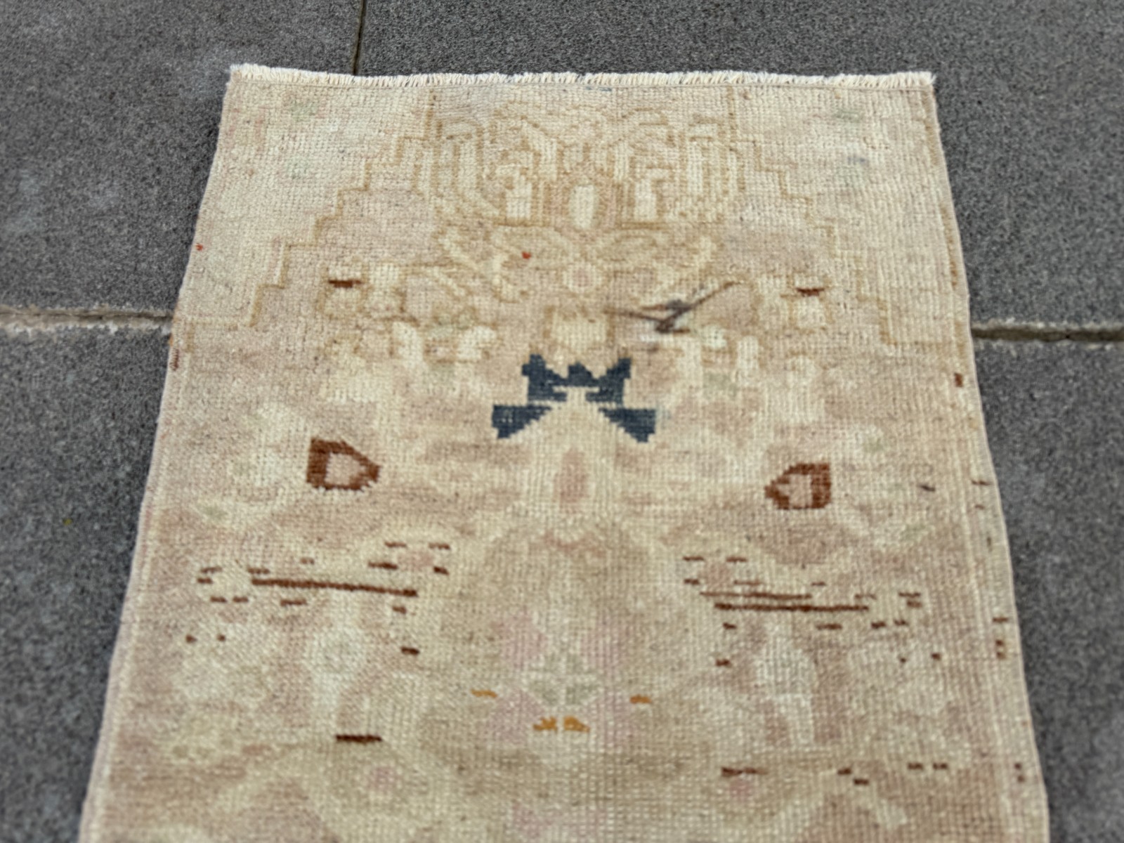 Vintage Turkish Oushak Rug 1.4×2.5 ft Beige Ivory Entry Mat Neutral Wool Rug
