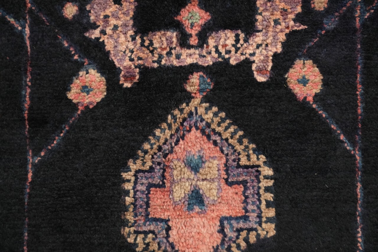 5×9 Hand-Knotted Wool Medallion Coral & Black Are Rug