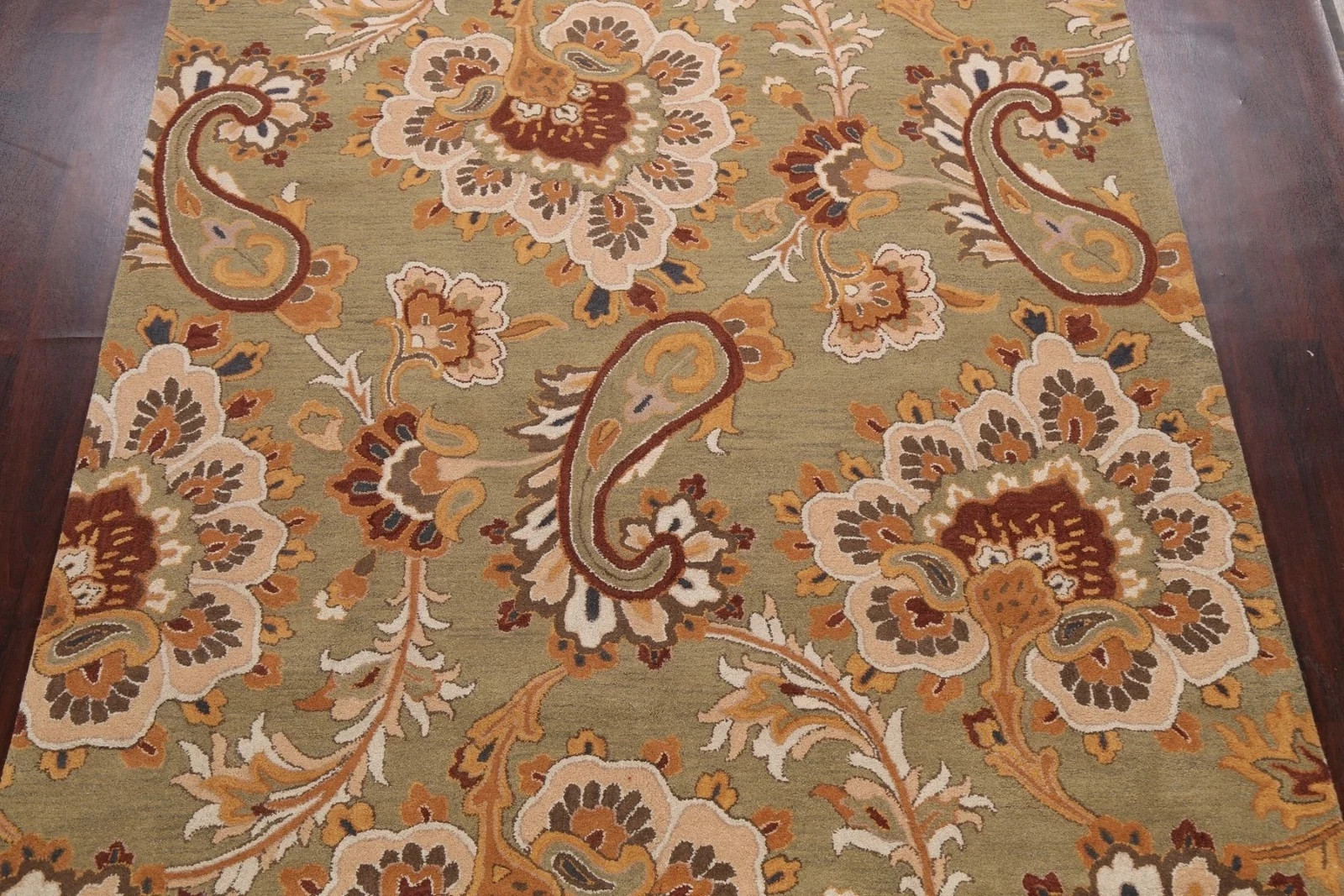 Elegant Floral Paisley Green Rug Sophisticated Interiors Hand-tufted Carpet