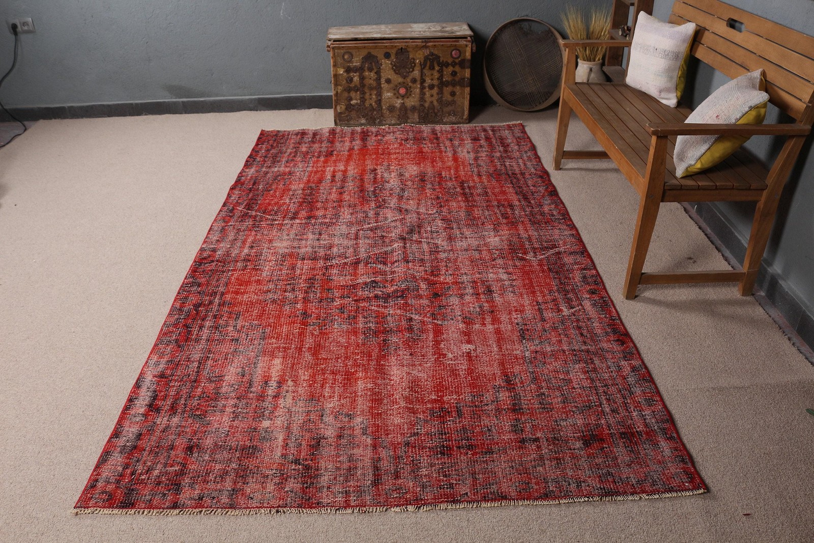 Turkish Vintage Rug 5,2×9,1 ft (158×276 cm), Red Black Ikat Rug