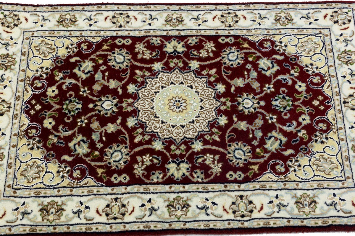 Small Hand-Knotted Red Floral Indo-Nain Oriental Rug Bedroom Decor Carpet 2X3 ft