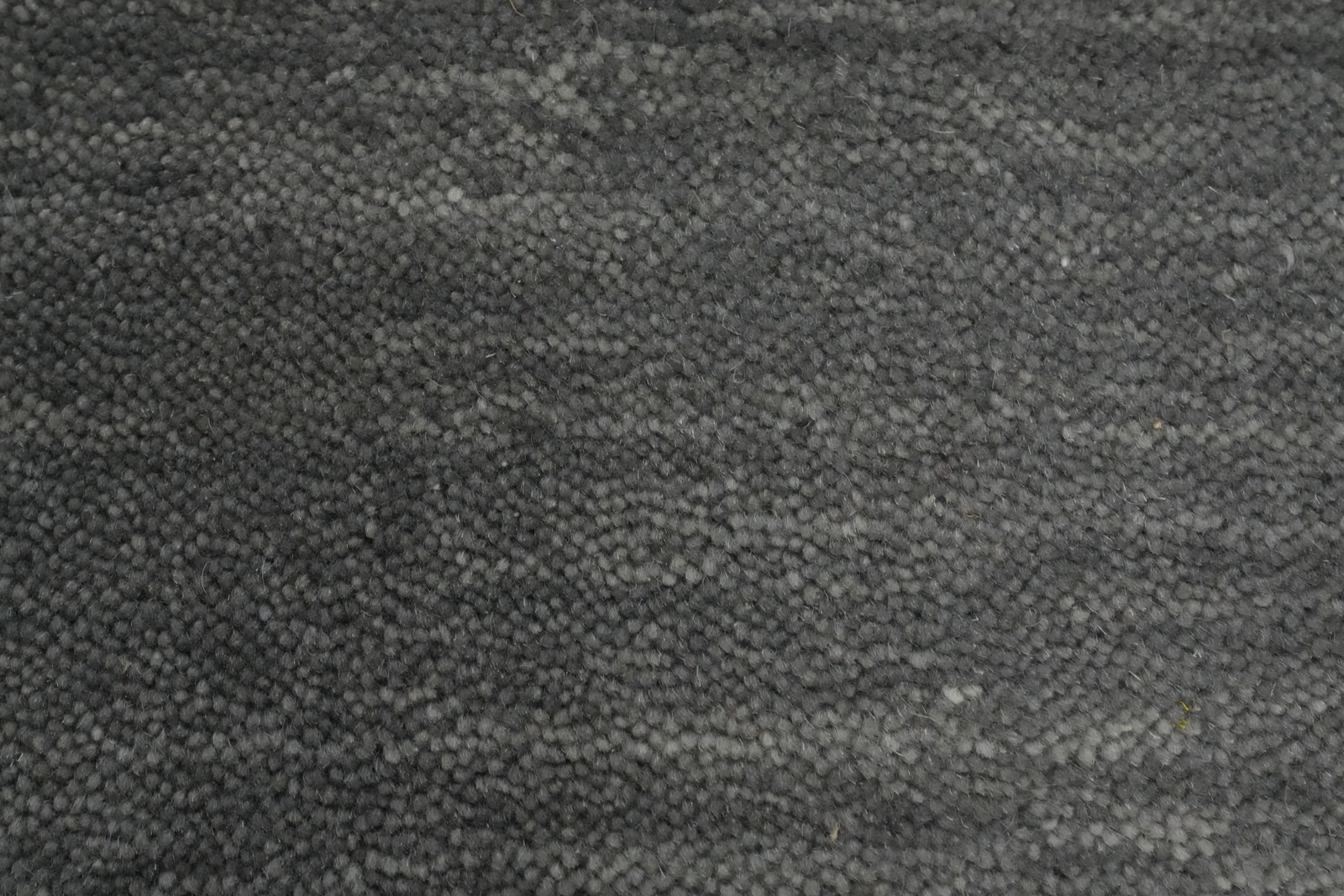 High-quality Gray Color Hand-woven Wool Rug Durable Gabbeh Carpet 4×6 ft.