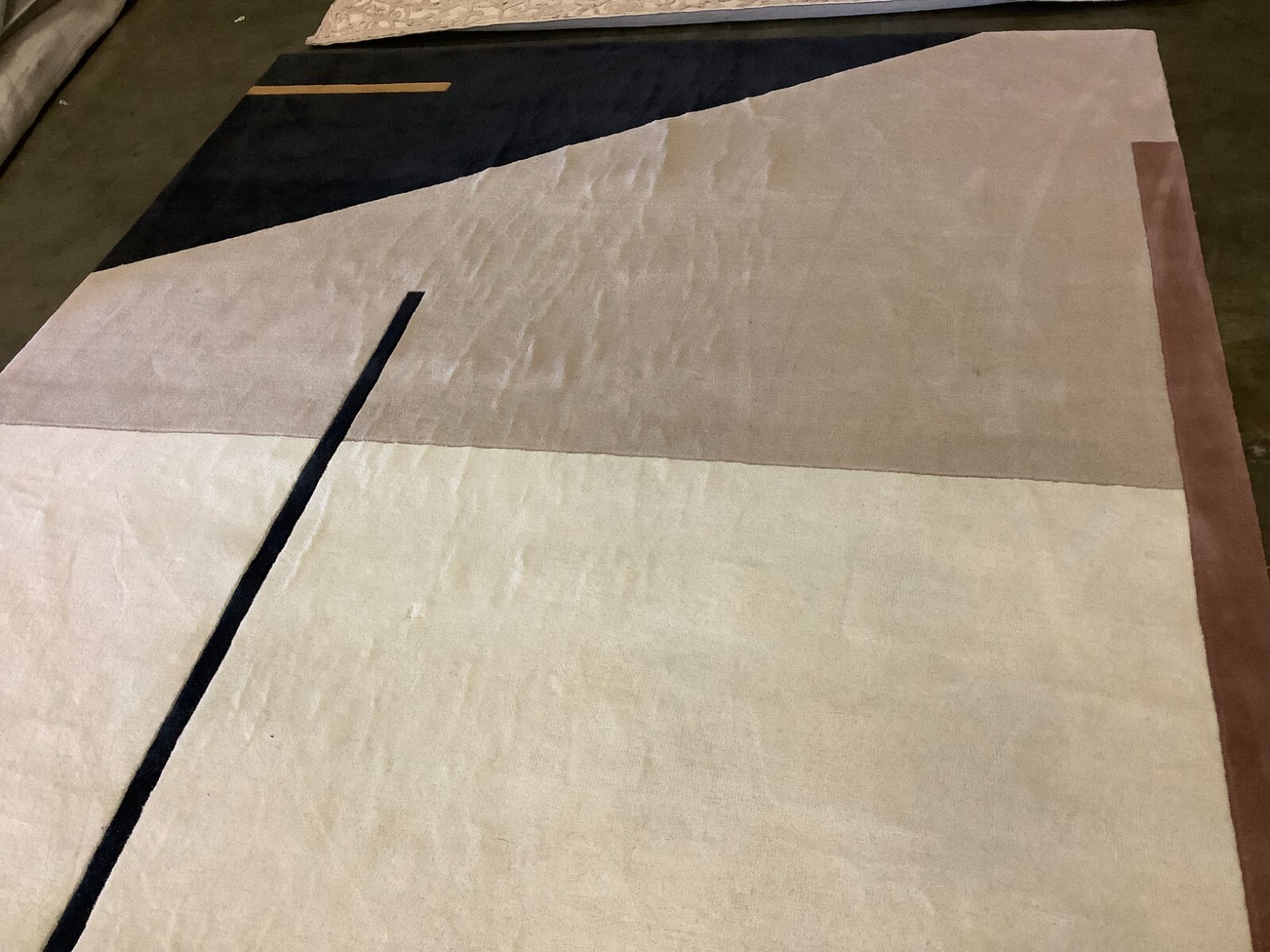 IVORY / BLACK 8′ X 10′ Flaw in Rug, Reduced Price 1172674023 FTV110A-8