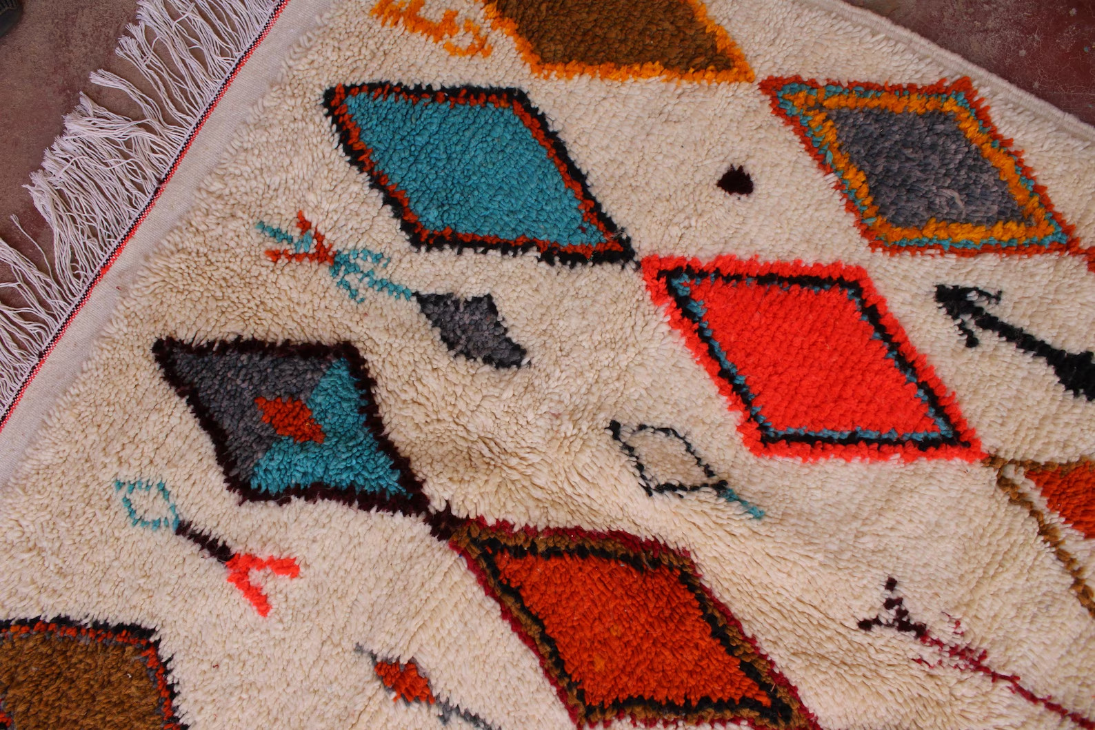 New Design Handmade Moroccan Berber Beni Ourain Wool Rug Color Multicolor Rug