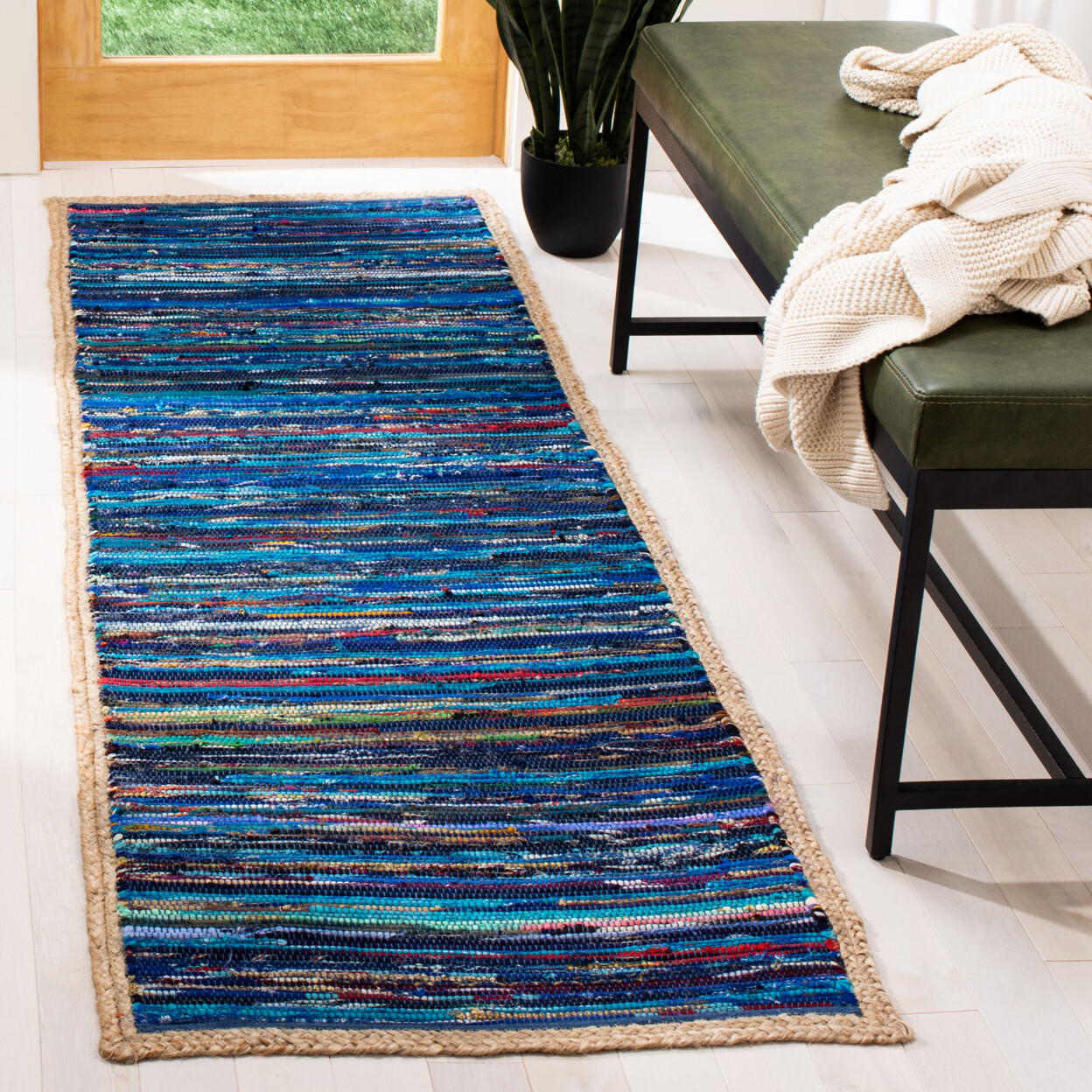 SAFAVIEH Montauk MTK960M Handwoven Blue / Natural Rug