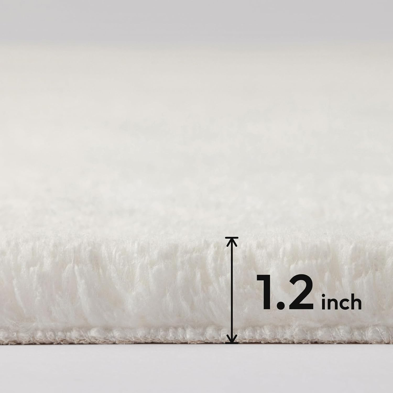 Ashler Faux Fur Rug, Upgraded Soft Faux Rabbit Fur White Area Rugs, 2 X 3 Feet,