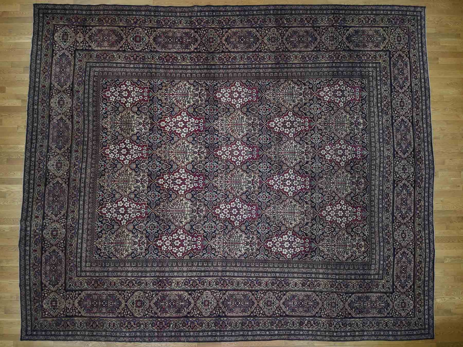 14’x16’9″ Antique Farsian Karman Shah Good Condition Hand-Knotted Rug R41179