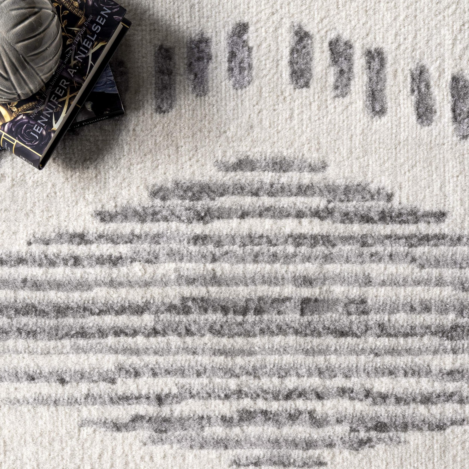 Nuloom Briggs Tribal Striped Area Rug 4X6 Light Grey Ecrk14A-406