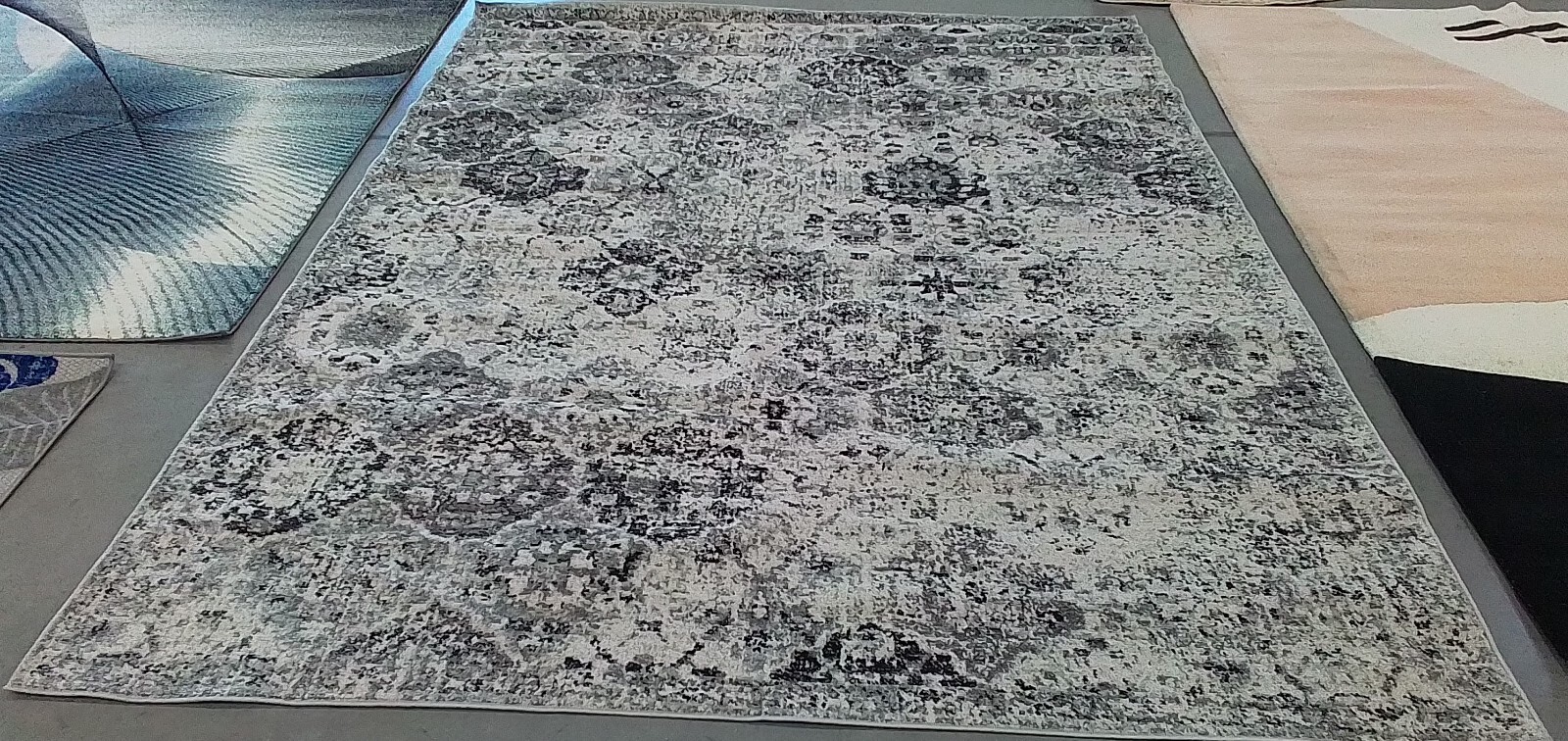 SILVER / GREY 8′-0″ x 10′-0″ Flaw in Rug, Reduced Price 1172771723 MAD611G-8