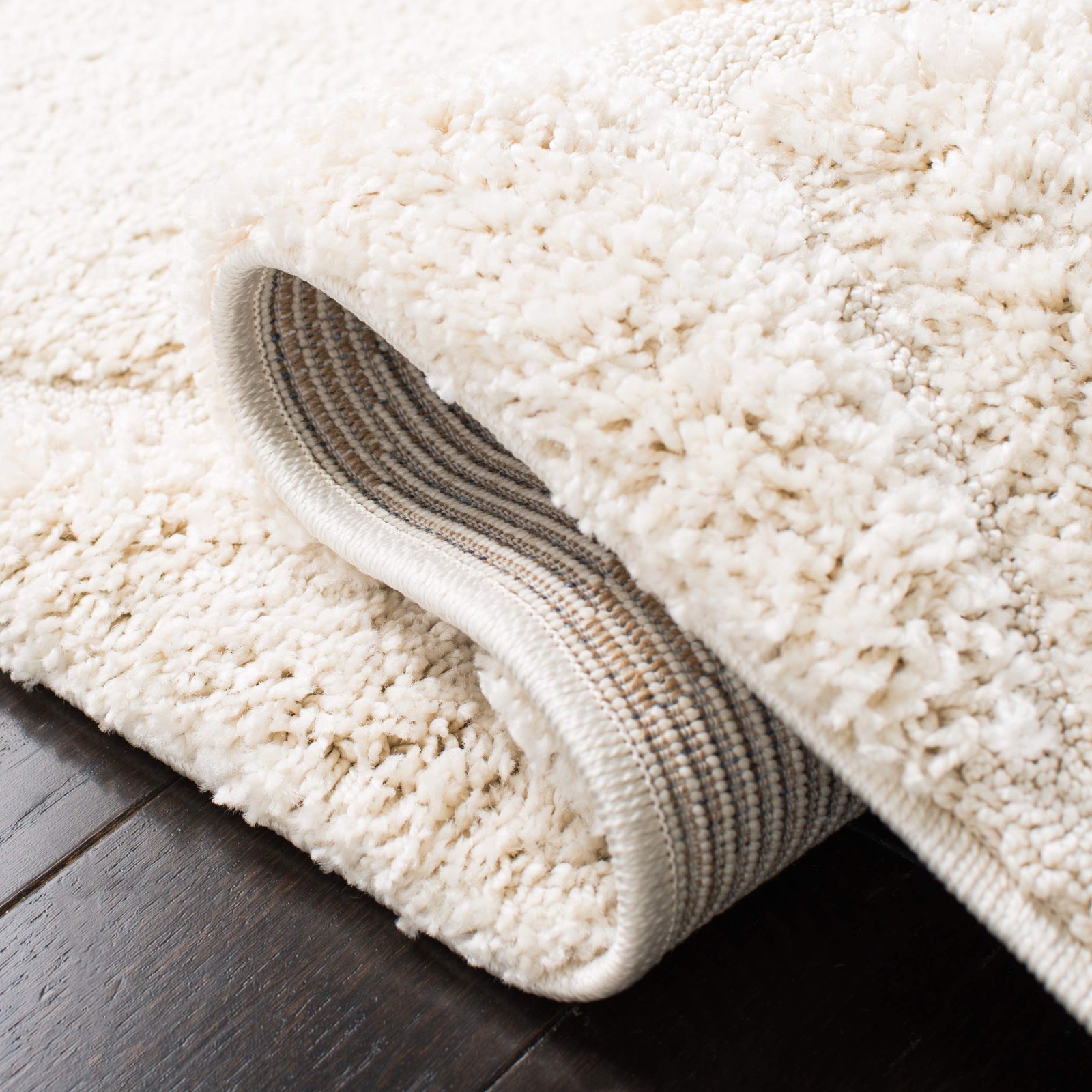 Florida Shag Collection Area Rug – 6′ x 9′, Cream & Cream, Scroll Design, Non-Sh