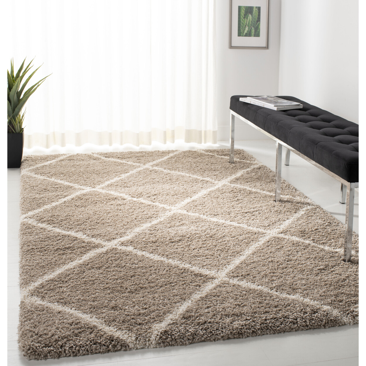SAFAVIEH Hudson Shag Collection SGH281S Beige / Ivory Rug