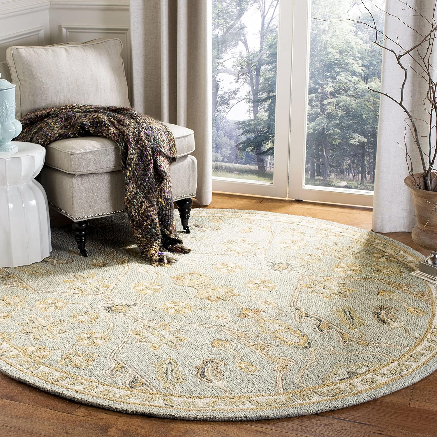 Blossom Collection 6′ Round Handmade Wool Area Rug in Slate/Beige