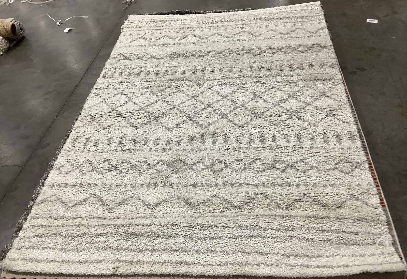 IVORY / BEIGE 5′-1″ x 7′-6″ Back Stain Rug, Reduced Price 1172685417 ASG741A-5