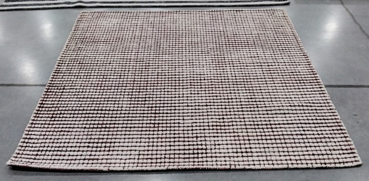 RED / IVORY 6′ X 6′ Square Back Stain Rug, Reduced price 1172757043 ABT853Q-6SQ