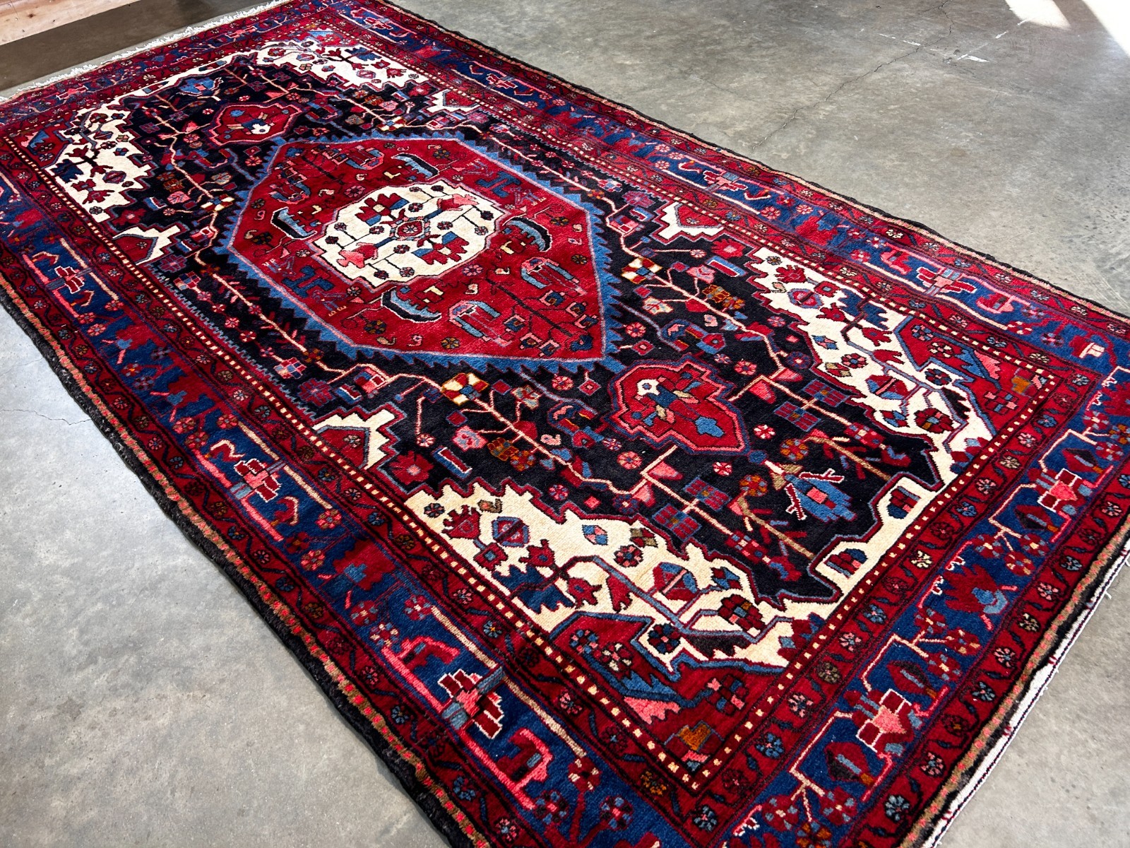 5’8″x10’11” Hand-Knotted 100% Lamb Wool Pile Hamadane Area Rug – Carpet