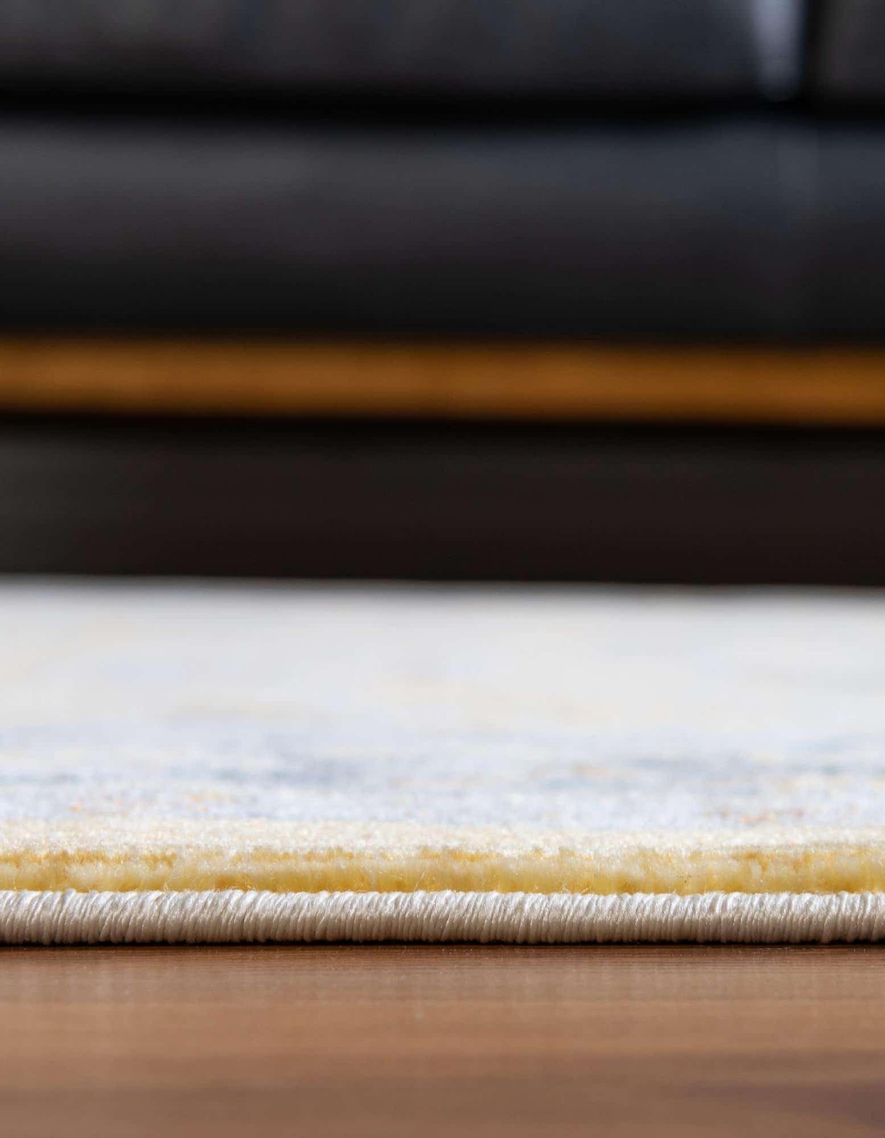 Baracoa Collection Area Rug – Prado (5′ 1″ Square, Yellow/ Ivory)