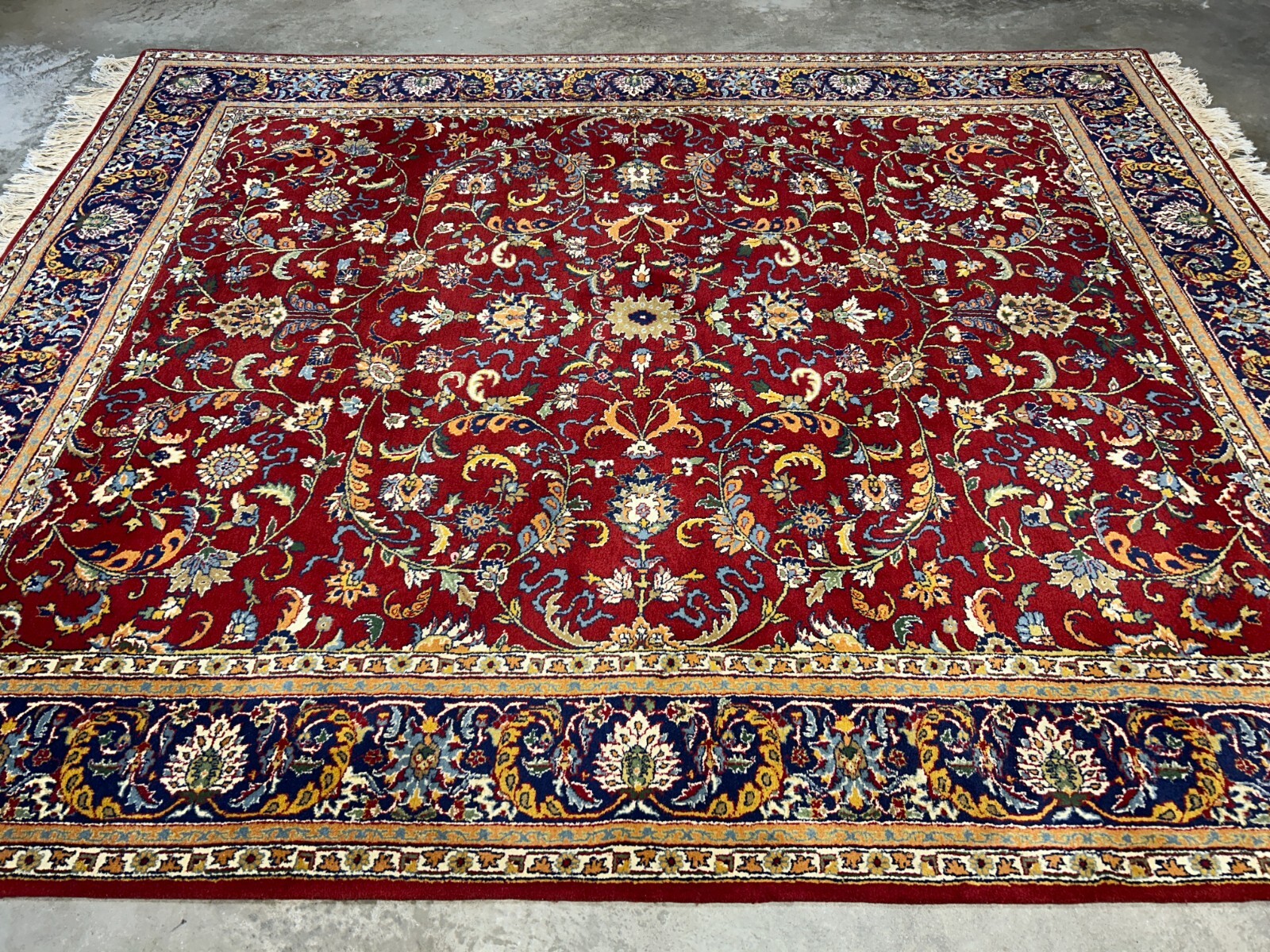 7’11″x9’7″ Hand-Knotted 100% Wool Pile Qume Rug
